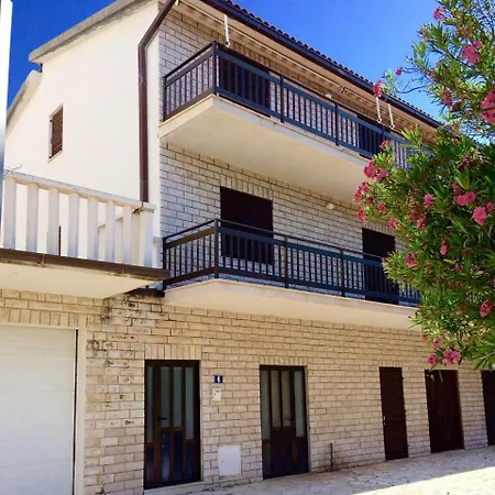 Jakov Appartement *